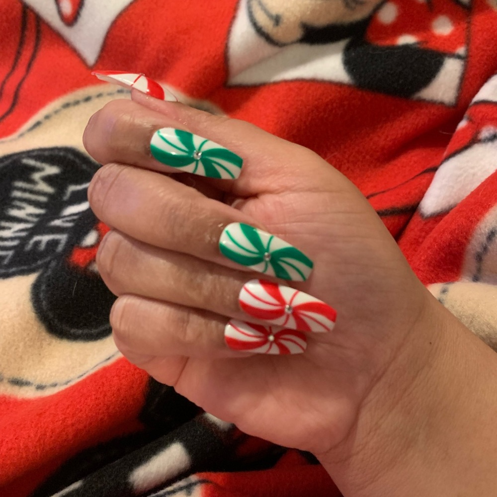 🍒🍒 Candy Cane Press On Nails Handmade